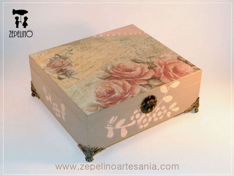 Caja con rosas